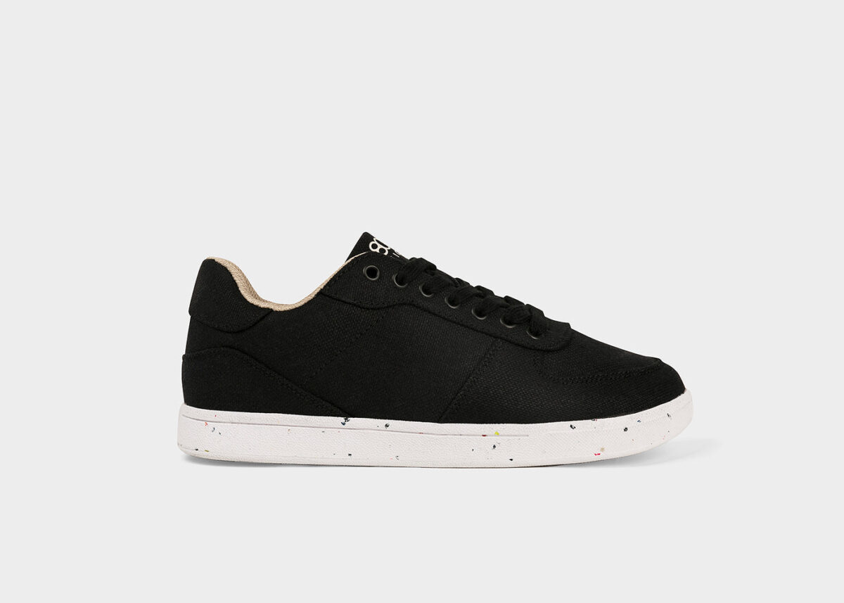 Seeker for Men Black and White - Image 1